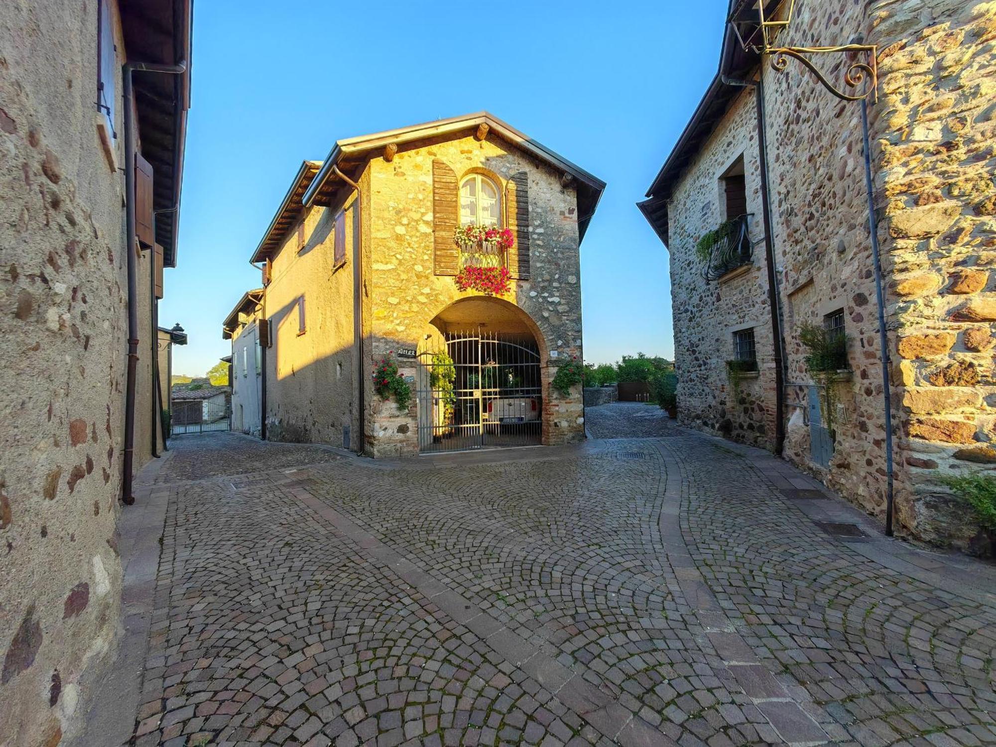 La Dimora Nel Castello Apartment Castellaro  Exterior photo